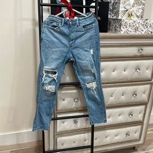 Hollister boyfriend  Jeans 3s